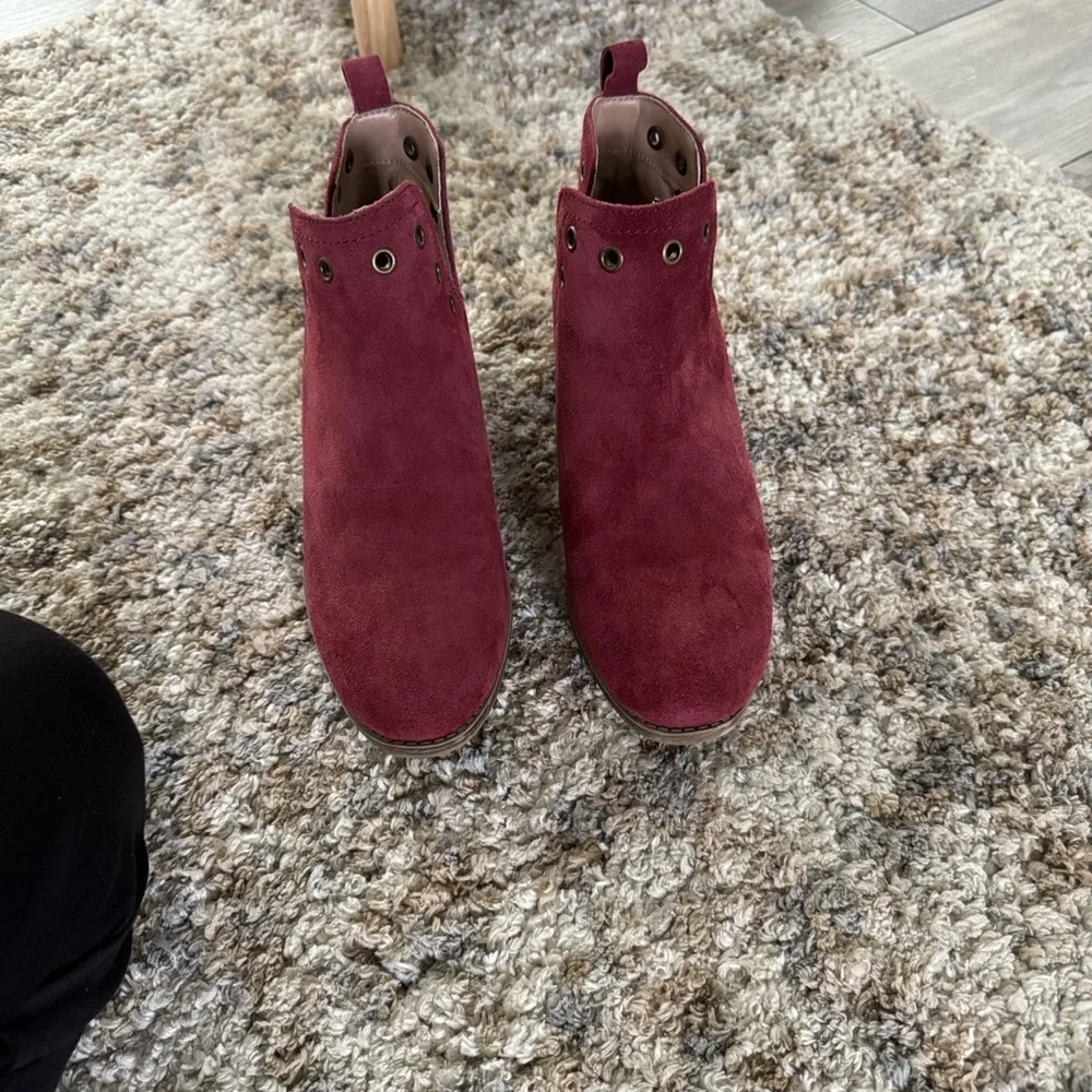 Skechers Maroon Ankle Booties - Picture 3 of 6